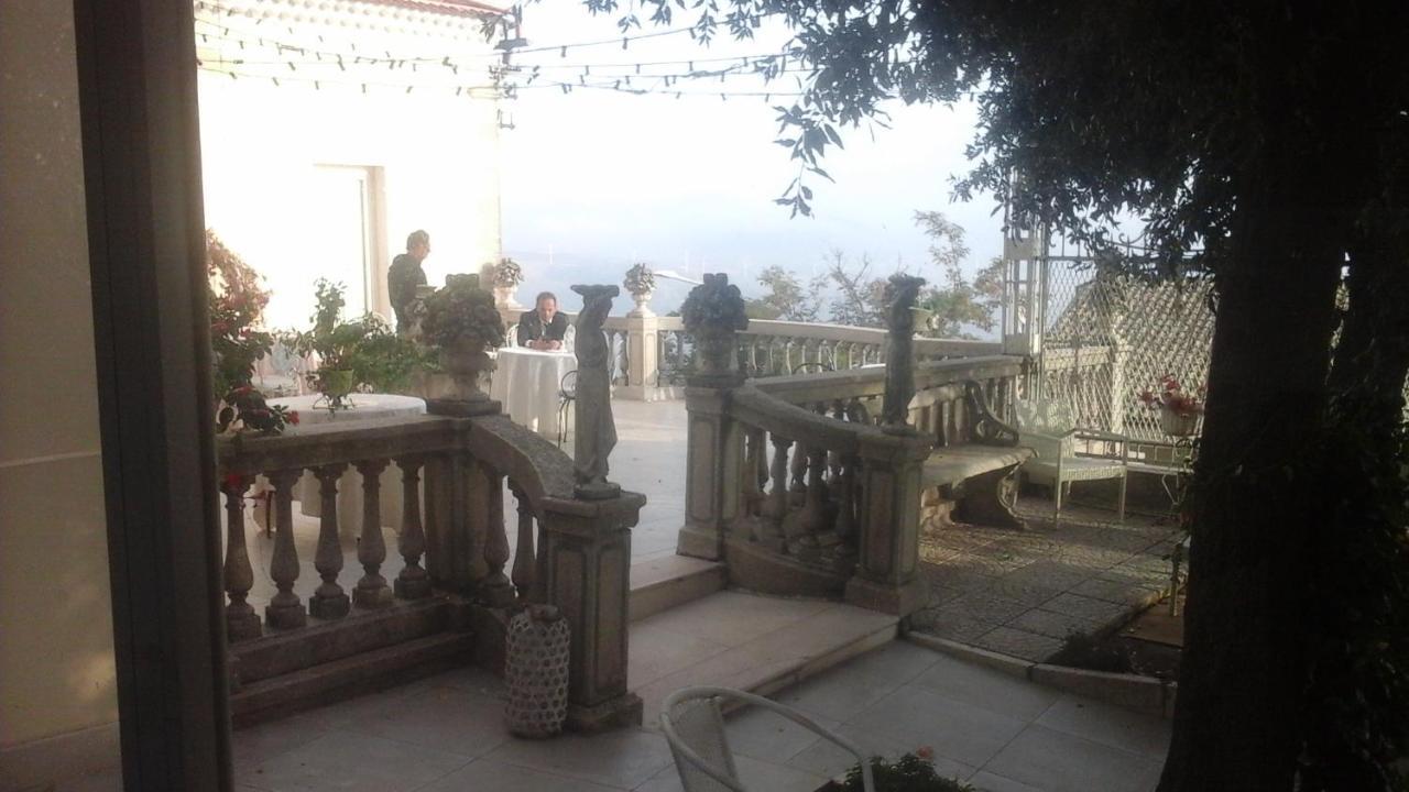 Villa Di Miscio Sant'Agata di Puglia Exterior foto