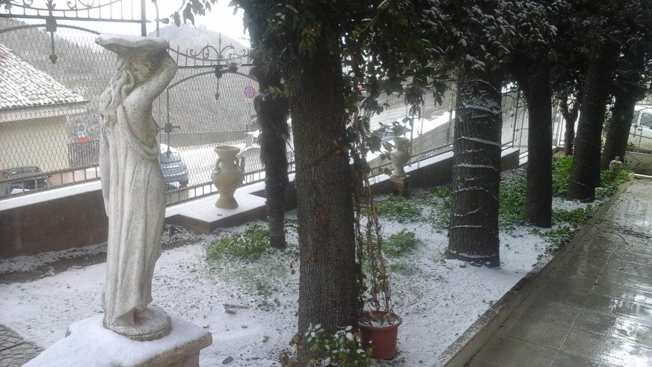 Villa Di Miscio Sant'Agata di Puglia Exterior foto